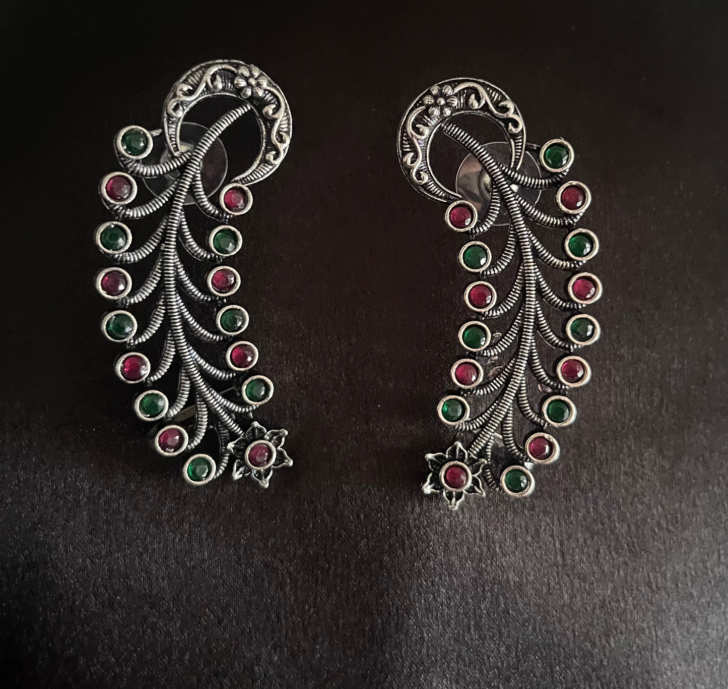 Morika earcuffs